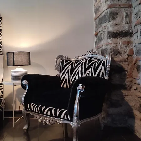 La Corte Della Regina Alojamento de Turismo Rural Catânia